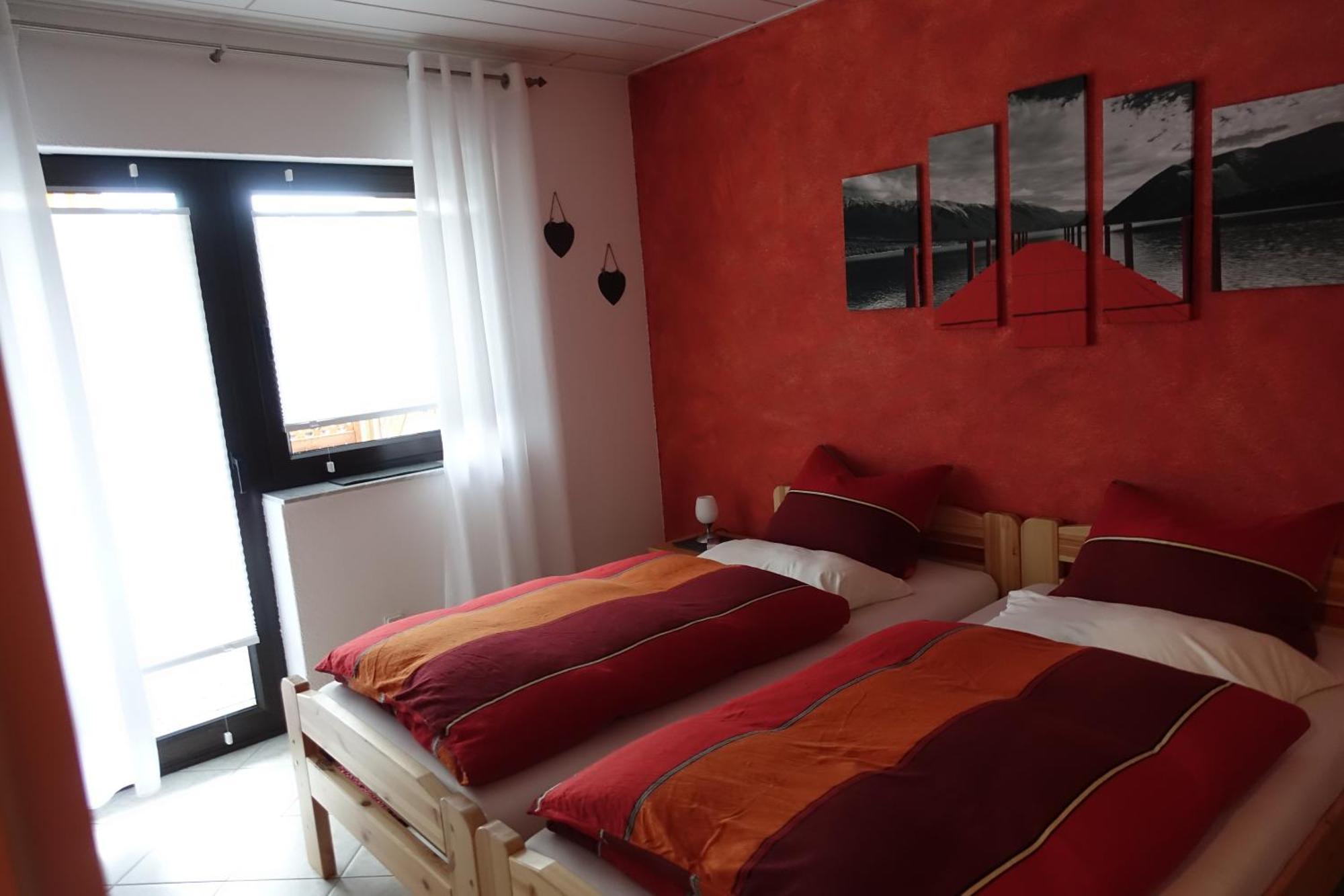Ferienwohnung Zoe Osterbrucken エクステリア 写真
