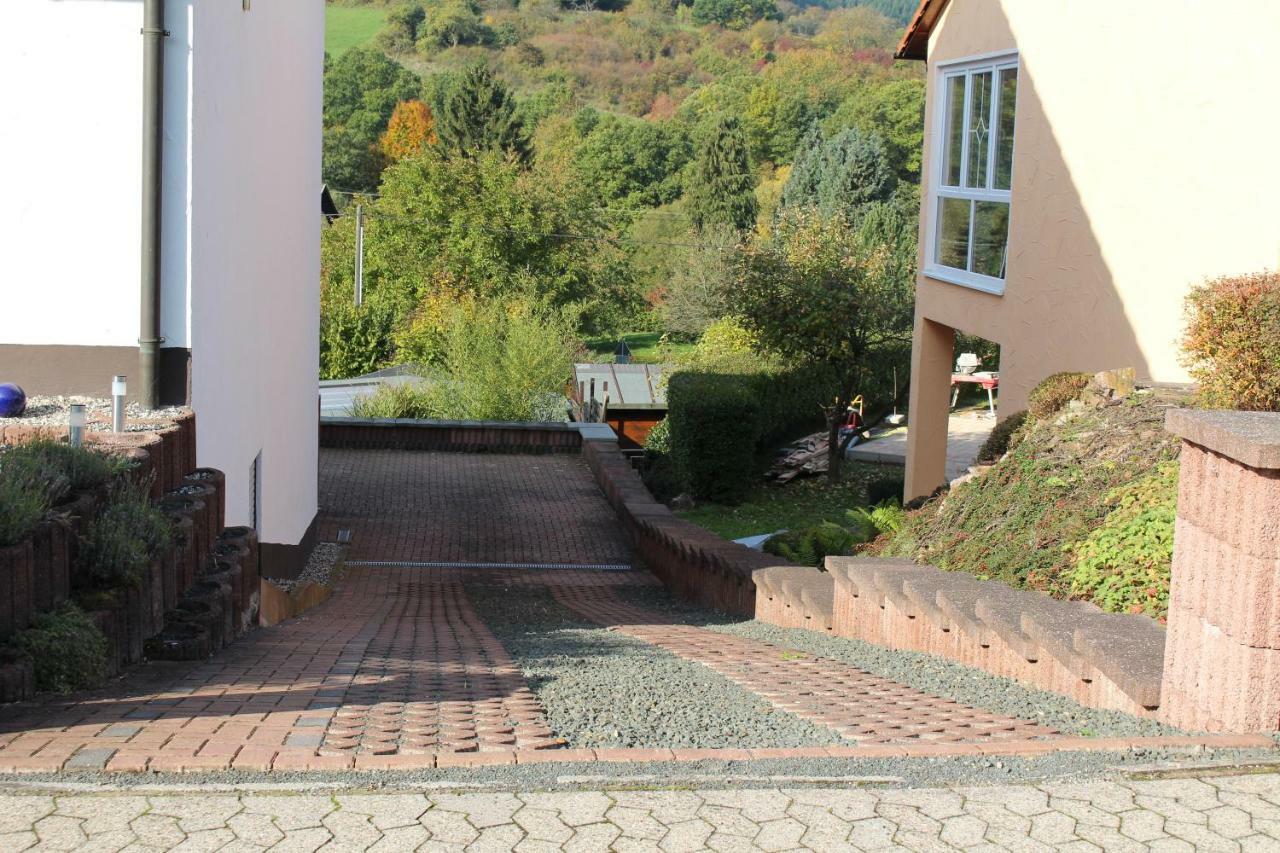 Ferienwohnung Zoe Osterbrucken エクステリア 写真