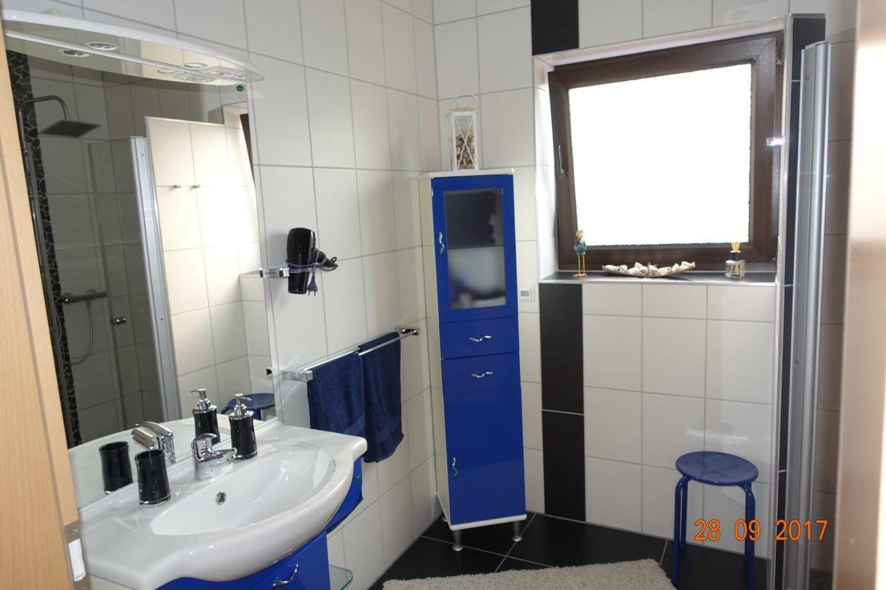Ferienwohnung Zoe Osterbrucken エクステリア 写真